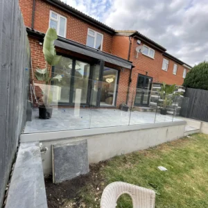 Frameless glass balustrade on London garden terrace