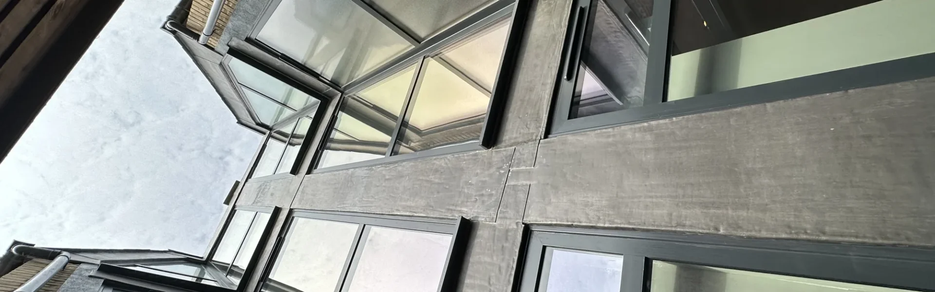 Structural aluminium glazed roof and walls, London extension